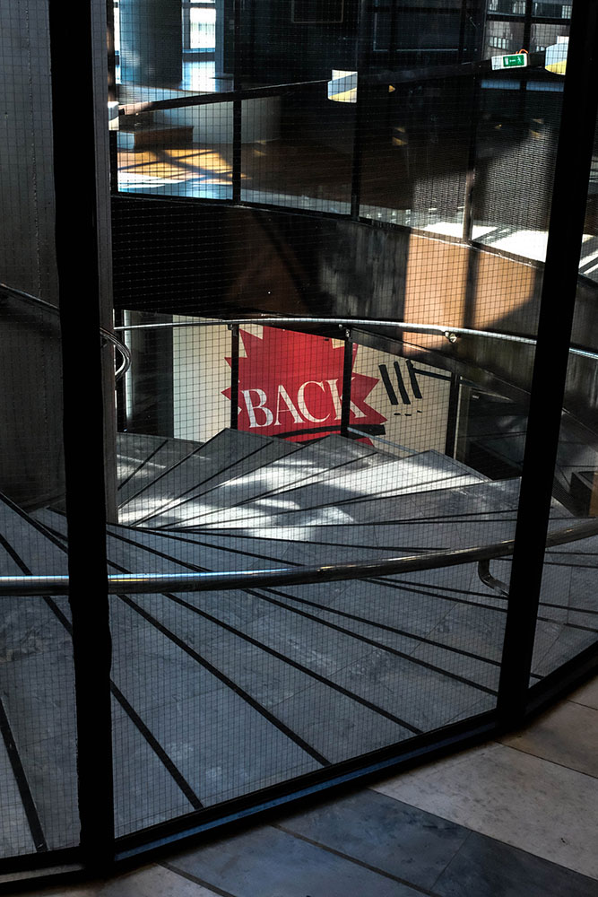 back-(1-av-1)